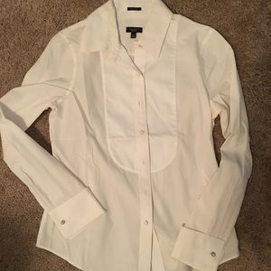 BNWOT tuxedo button front shirt
